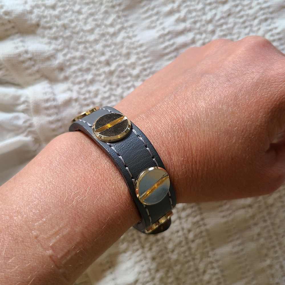 Leather and Gold- Colored accent Belt Bracelet - Picture 5 of 16